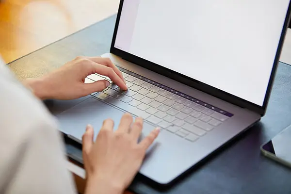 什么是法律政策风险管控